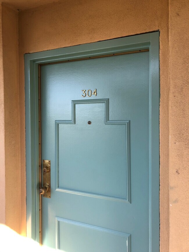 Building Photo - 4230 S Centinela Ave