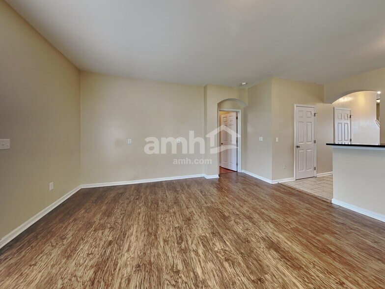 Building Photo - 400 Stoney Field Dr