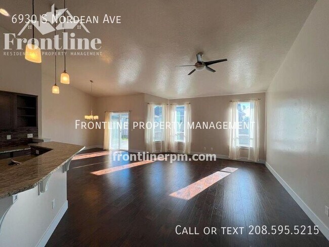 Building Photo - 6930 S Nordean Ave