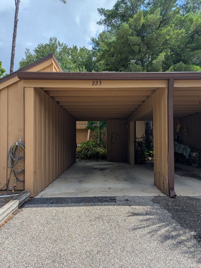 Building Photo - The Springs Rental