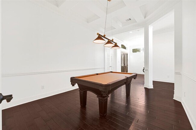 Building Photo - 19003 Cove Manor Dr