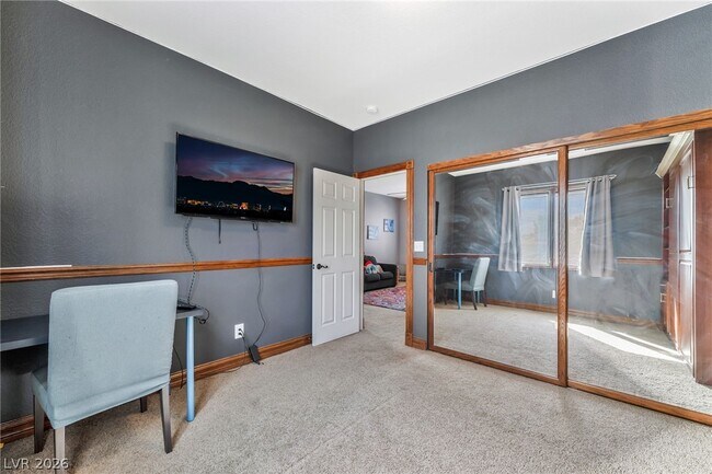 Building Photo - 9248 Evergreen Canyon Dr