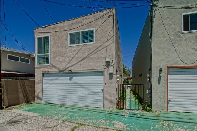 Building Photo - 3856 W 242nd St