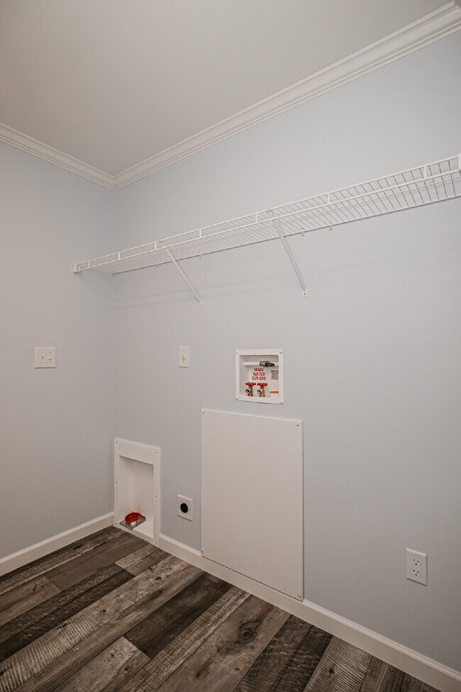 Building Photo - Inviting 3 bed, 2 bath Mount Pleasant rental