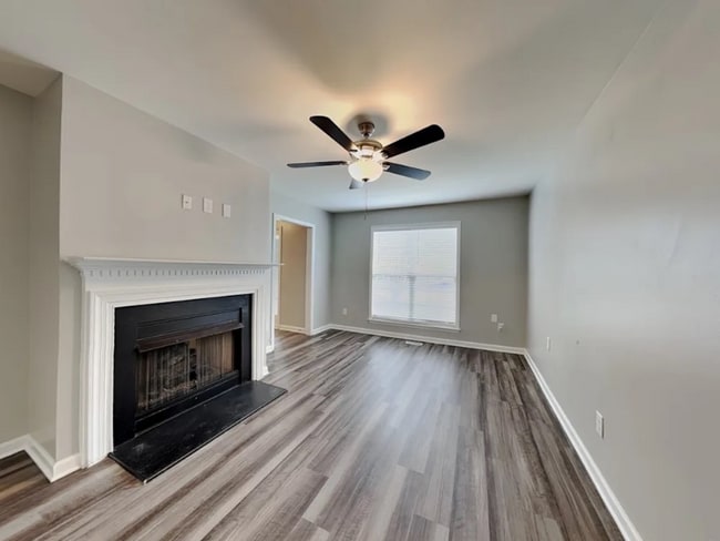 Building Photo - 6333 Willowdell Dr