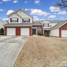 Building Photo - 12252 Stratfield Pl Cir
