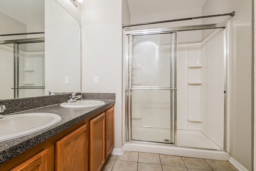 Building Photo - 12504 Evington Point Dr