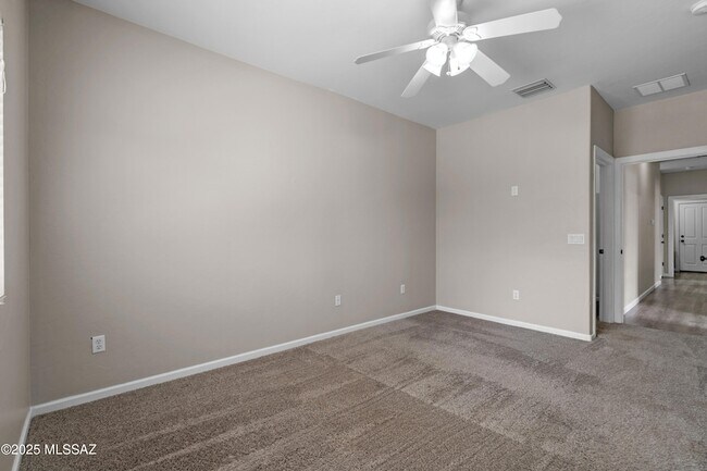 Building Photo - 12708 N Rodeo Land