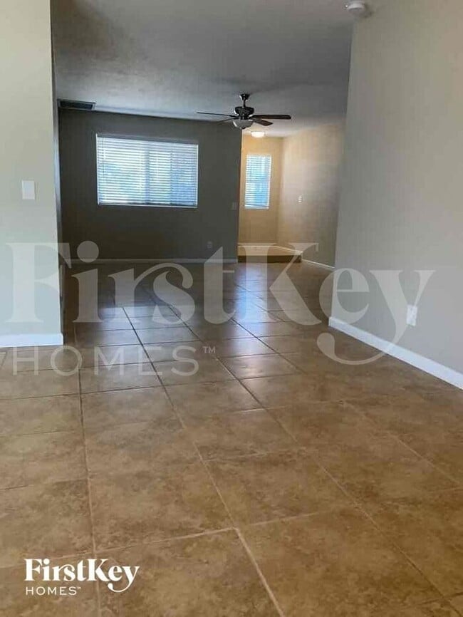 Building Photo - 3644 W Villa Rita Dr