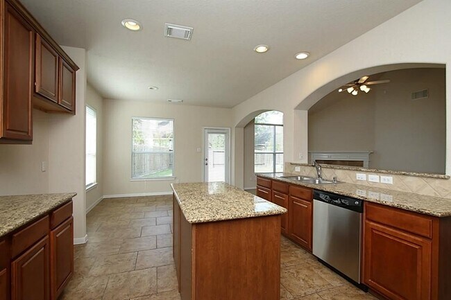 Building Photo - 63 S Archwyck Cir