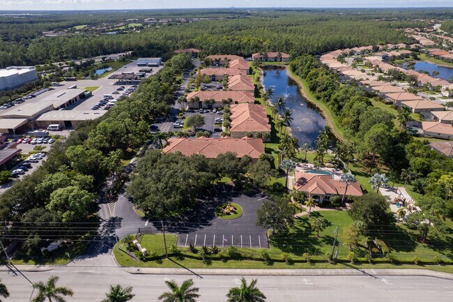 Building Photo - ** IBIS CLUB ** 3 BED / 2 BATH - CONDO - GATED COMMUNITY - SMALL PET OK! - ANNUAL RENTAL