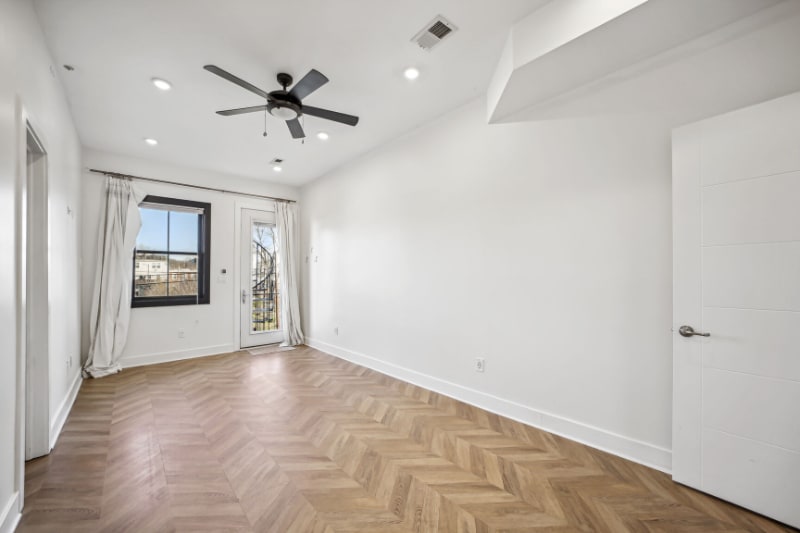 Building Photo - 2012 D St NE