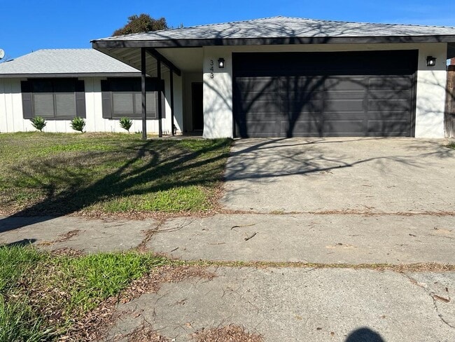 Building Photo - Coming Soon in North Merced!