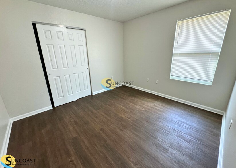 Building Photo - 8760 Kaye Ln