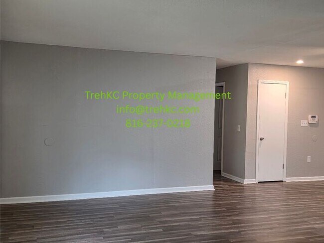 Building Photo - SPACIOUS 4-BEDROOM RANCH HOME FOR RENT!