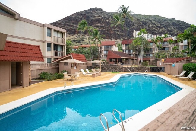 Building Photo - This 2 bedroom, 1 bathroom unit is on the 2nd story in the Makaha Valley Plantation condos. It is...