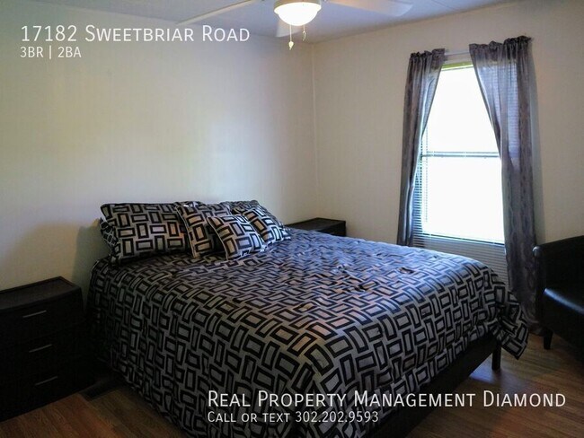 Building Photo - 17182 Sweetbriar Road-