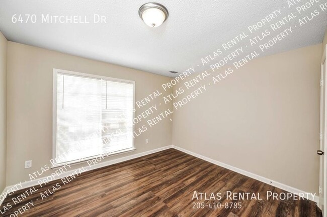 Building Photo - 6470 Mitchell Dr