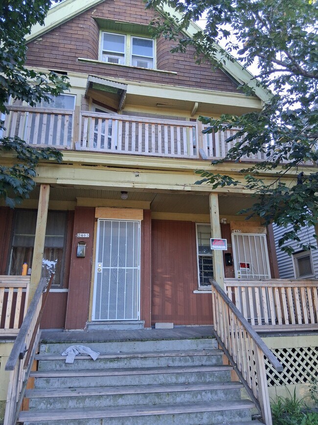 Building Photo - 2465 W Keefe Ave