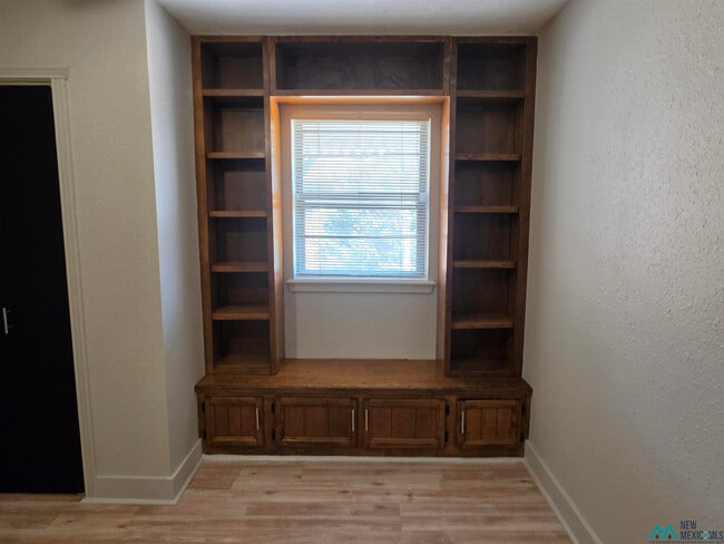Building Photo - 2125 Circlewood Pl