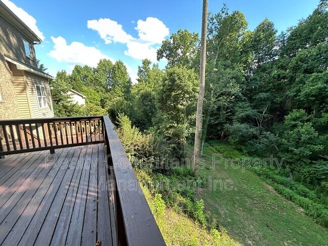 Building Photo - 4540 Pebble Lake Dr