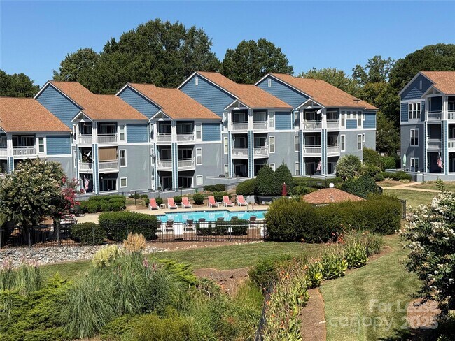 Building Photo - 1133 Torrence Cir