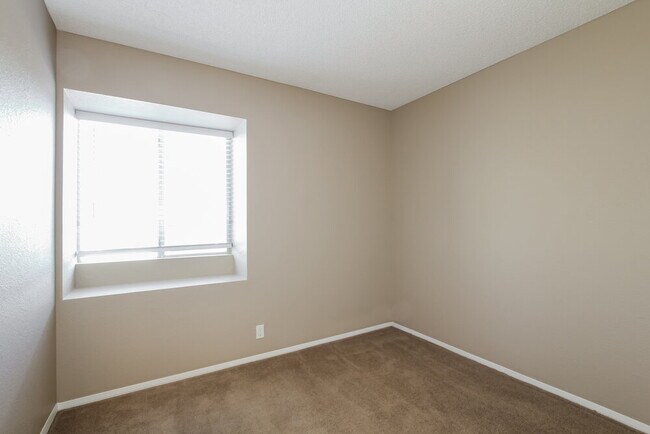 Building Photo - 3938 W Whispering Wind Dr