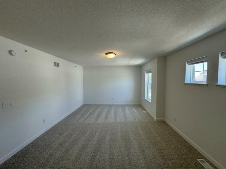 Building Photo - 8084 150th Pl