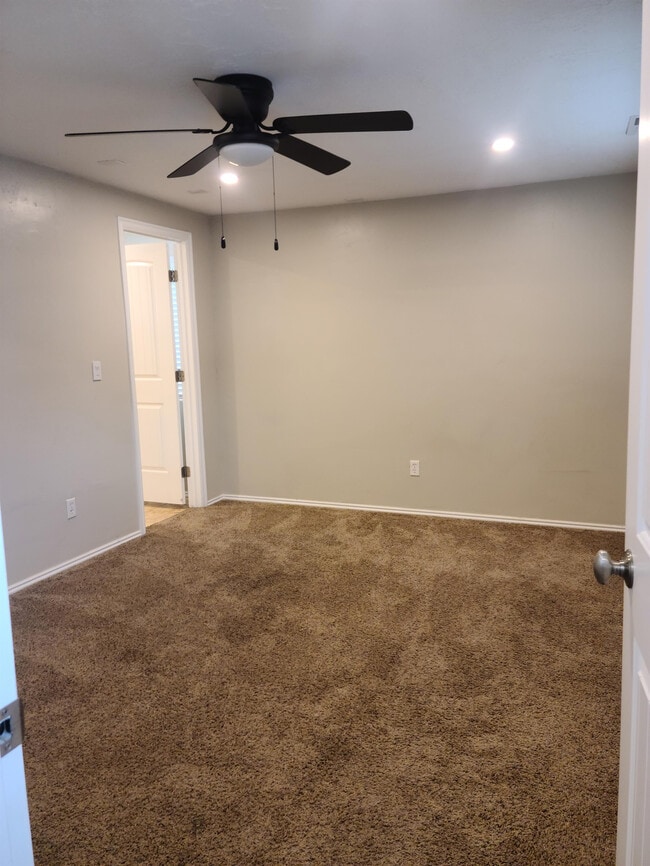 Building Photo - 11526 Equestrian Dr