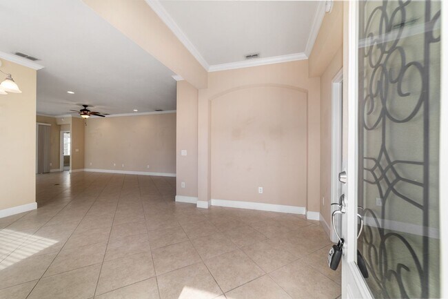Building Photo - 6606 SW 91st Cir