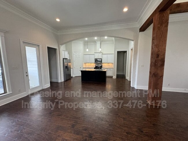 Building Photo - 216 Golden Cypress Dr