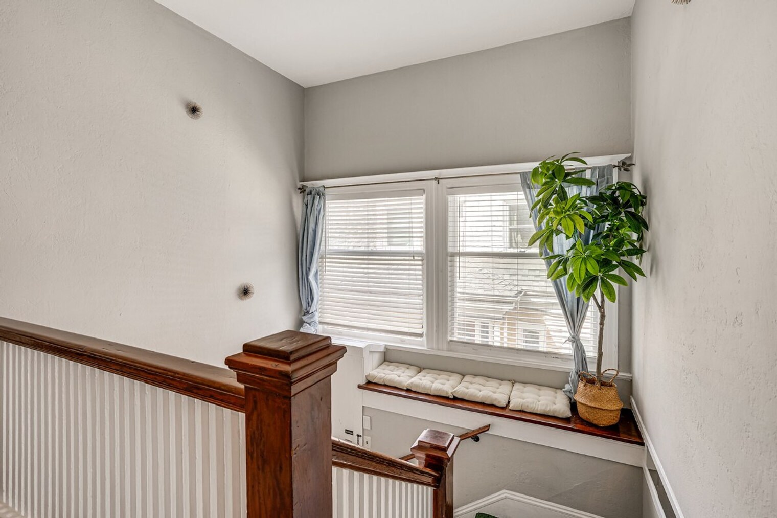 Building Photo - 2629 Eagle Ave