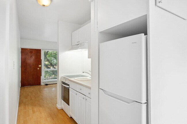 Interior Photo - Melbourne Apartments