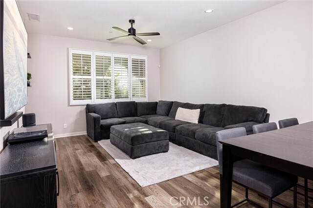 Building Photo - 21412 Dahlia Ct