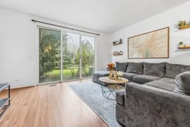 Building Photo - 4462 Quill Ln