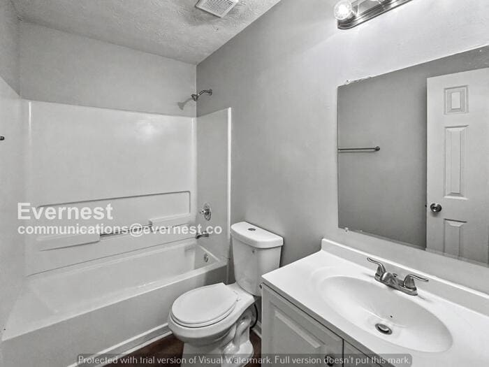 Building Photo - 2410 Lafortune Dr