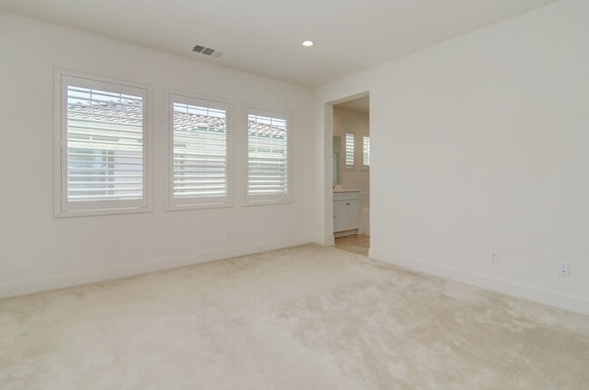 Building Photo - Gated 2017-Build Single Family Home for Re...
