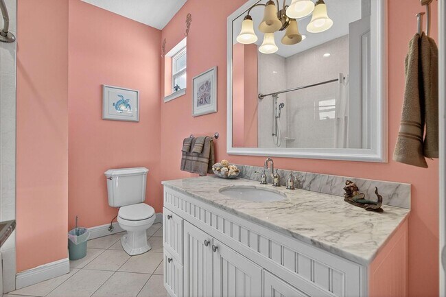 Building Photo - 8551 SE Driftwood St