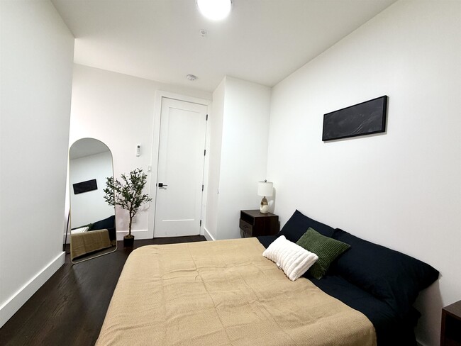 Primary Photo - 272 Hoboken Ave