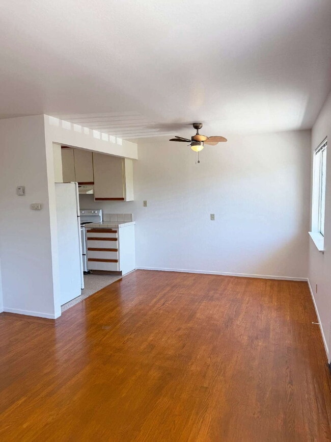 Building Photo - Charming 1BD/1BA Apartment Near Sonoma Plaza - Available Now.