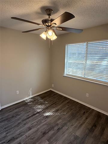 Building Photo - 6400 Fern Meadow Dr