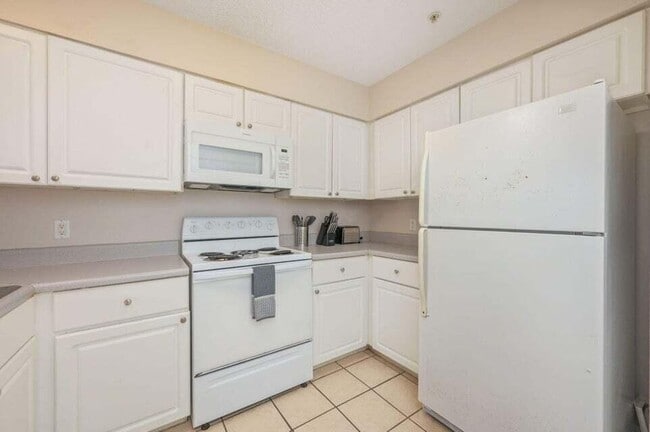 Building Photo - 4276 Calinda Ln