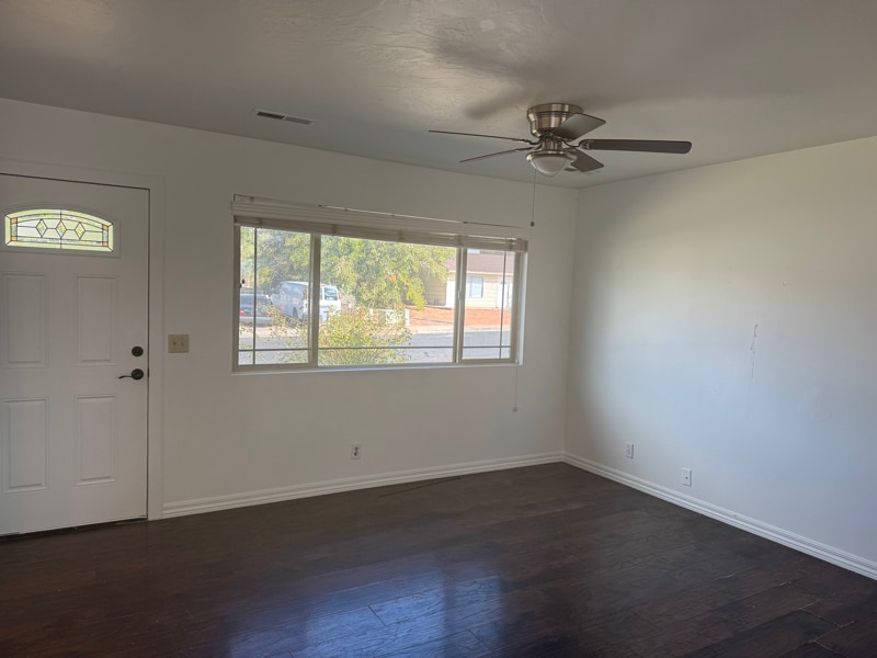 Building Photo - 1421 W 450 N