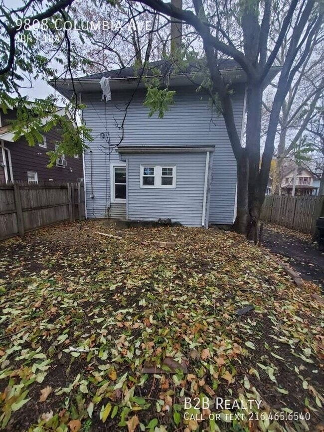 Building Photo - 9808 Columbia Ave