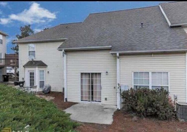 Building Photo - 204 Fox Creek Blvd