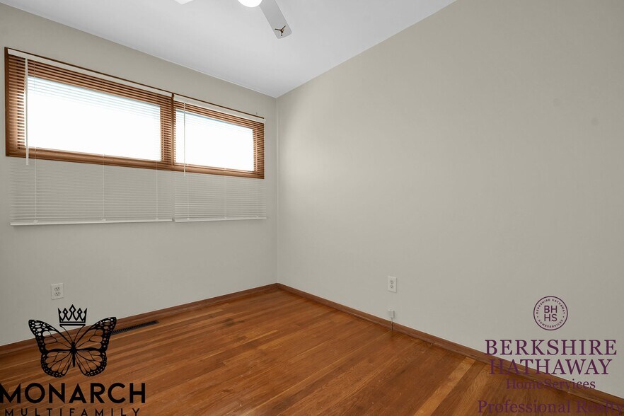 Building Photo - 995 Wiltshire Rd