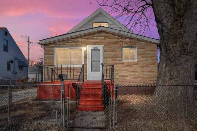 Building Photo - 11011 Dodge Ave