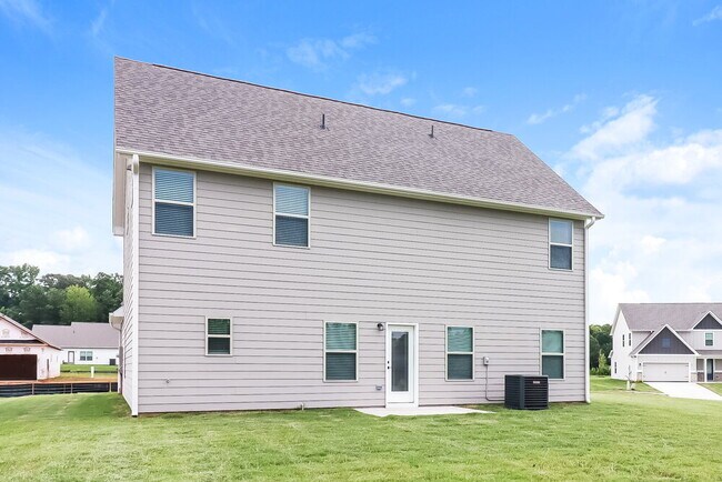 Building Photo - 119 Cantrell Wy