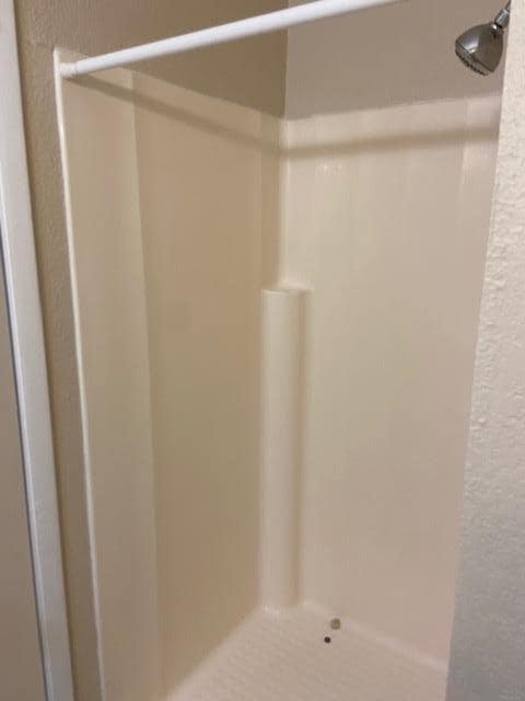 Building Photo - 830 Ross Cir