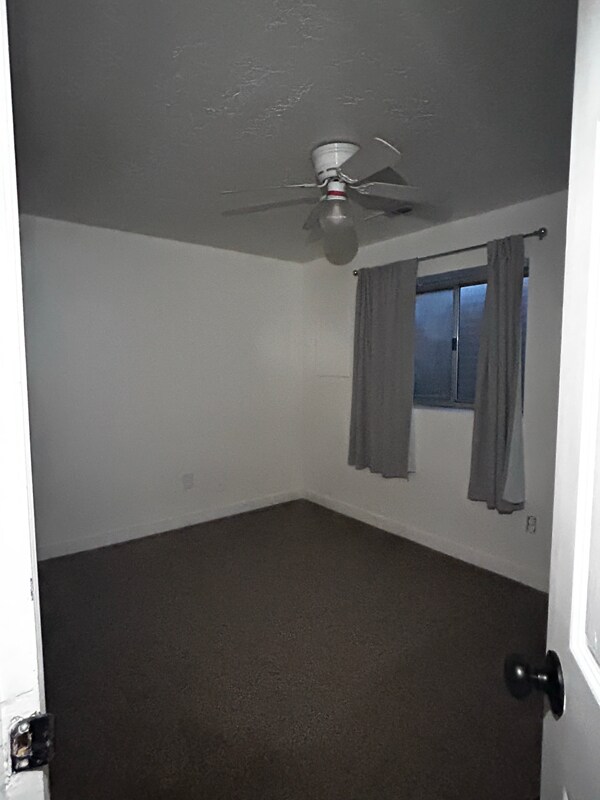 Building Photo - 6635 W 6635 S